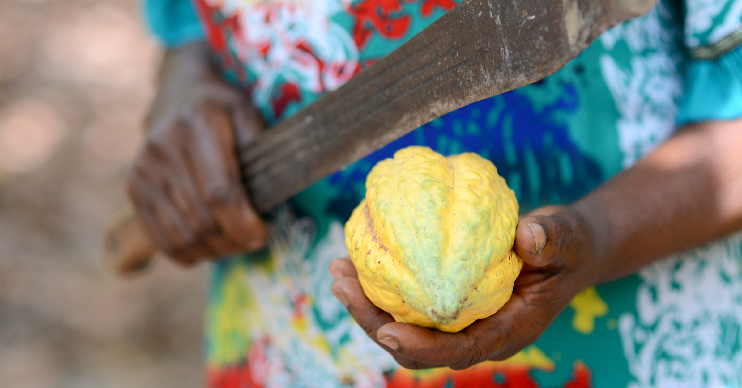 Ohållbart låga inkomster i de globala leverantörskedjorna, visar ny rapport